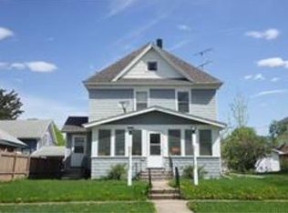 214 3rd Ave NW, Waverly, IA 50677