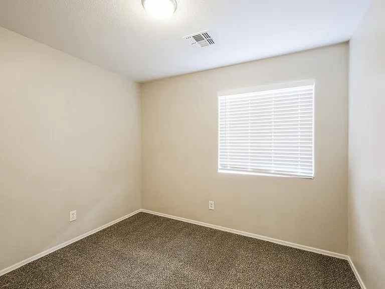 6054 W Jones Ave — Photo 12