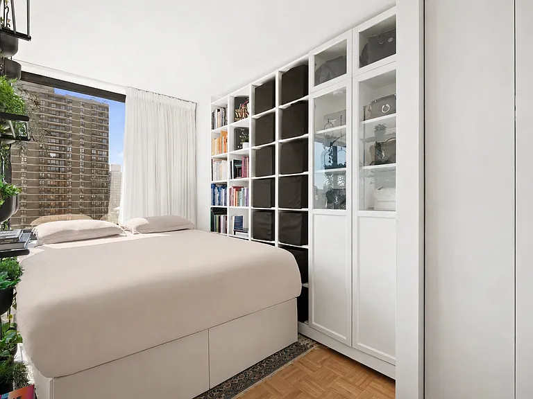 215 W 95th St #15K — Photo 7