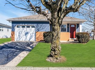 1 Venezia St, Toms River, NJ 08757