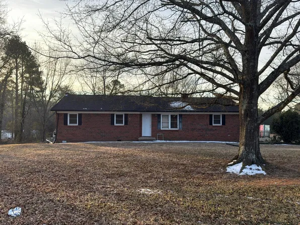 304 Holly Ridge Rd, Blacksburg, SC 29702