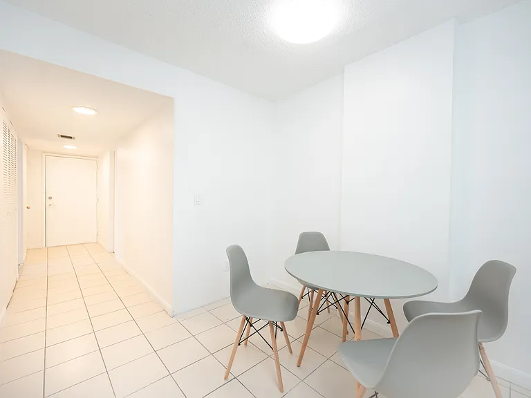500 NE 26th St #3D-3D-5D — Photo 9