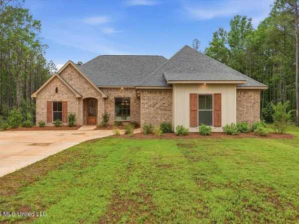 143 Ashwood Ln, Mendenhall, MS 39114
