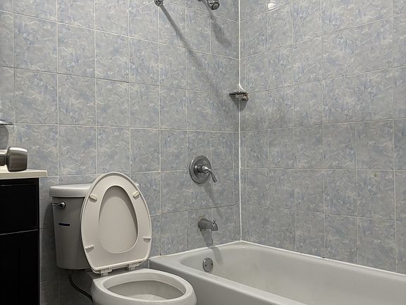3rd image of 277 Fountain Ave APT 3