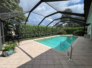 858 Rose Way, Naples, FL 34104