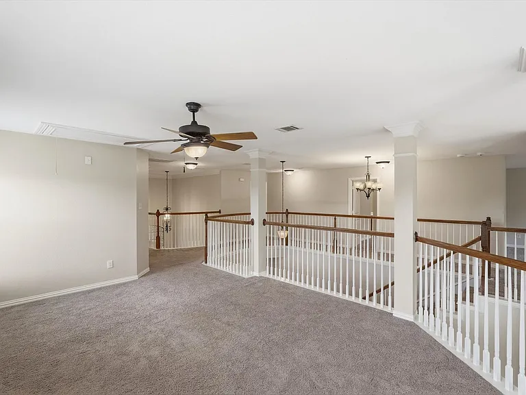 6716 Prairie Flower Trl — Photo 14