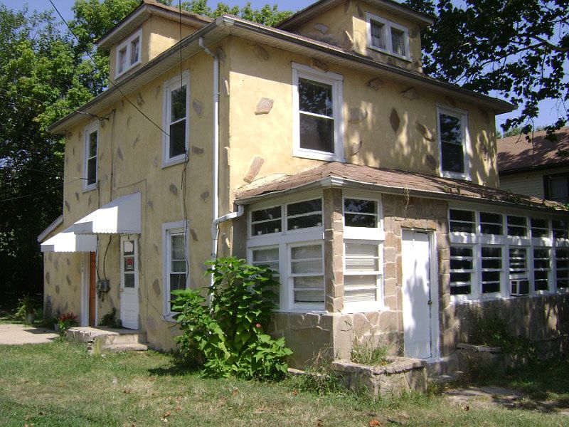Hall Ave_03162013