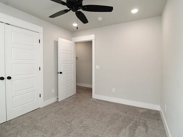 11 Hillswick Dr — Photo 22