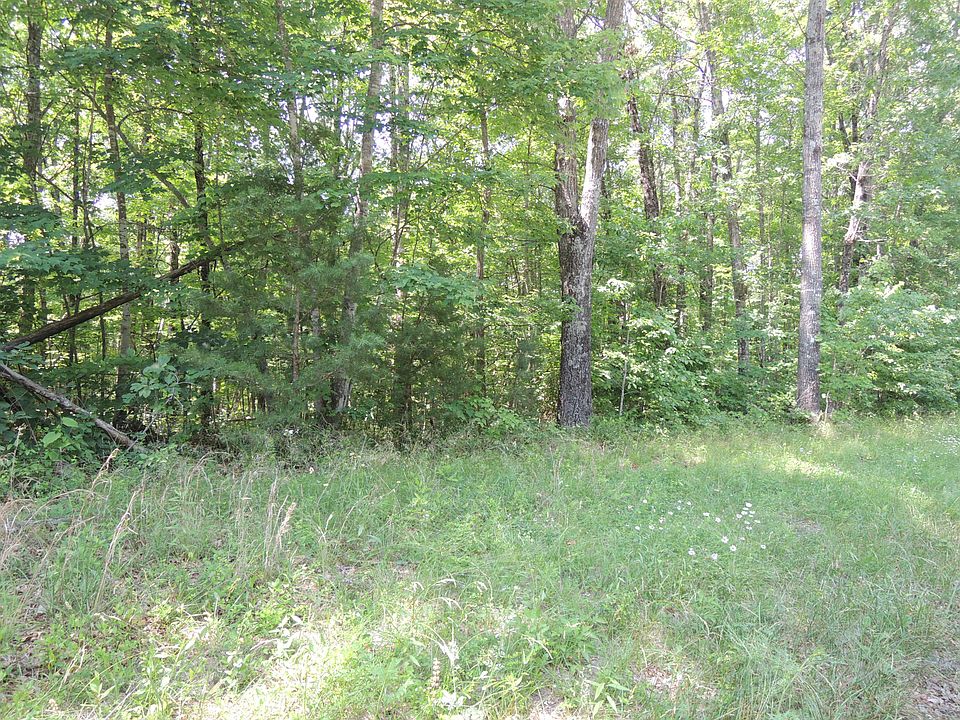 2nd image of 633 Buck Ridge Rd
