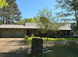 121 Peck Rd, Mantachie, MS 38855