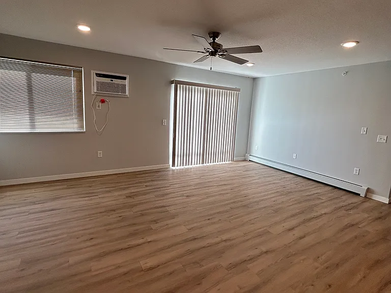 Rum River Residential Suites — Photo 3