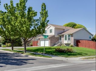 1396 W Misty Hollow Way, West Jordan, UT 84084