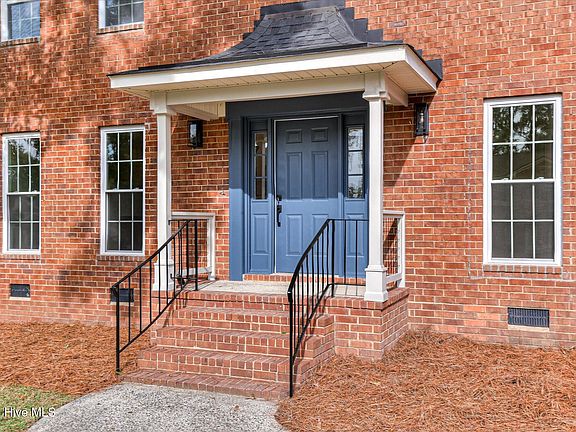 5th image of 2803 Scarlett Drive