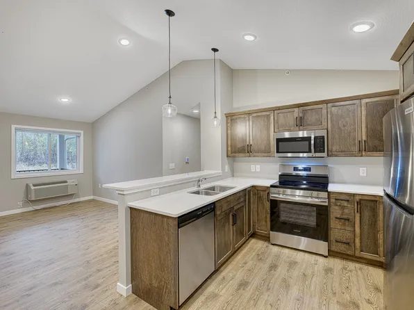 102 Ridge Rd