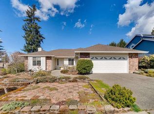 1808 NE 25th Pl, Renton, WA 98056