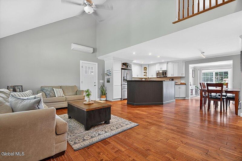 2nd image of 33 Atwell Road
