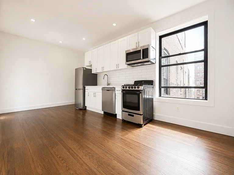 182 Claremont Ave #5S — Photo 3