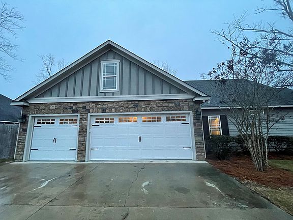 4th image of 4652 Amelia Cir