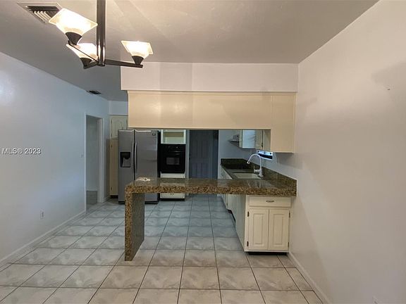 5th image of 18110 NW 9th Ave