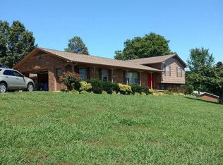 517 Dogwood Dr, Harriman, TN 37748