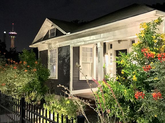 4th image of 235 Dashiell St