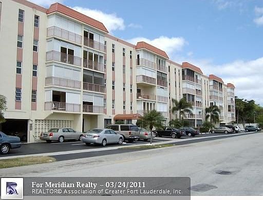 2nd image of 4629 Poinciana St APT 404