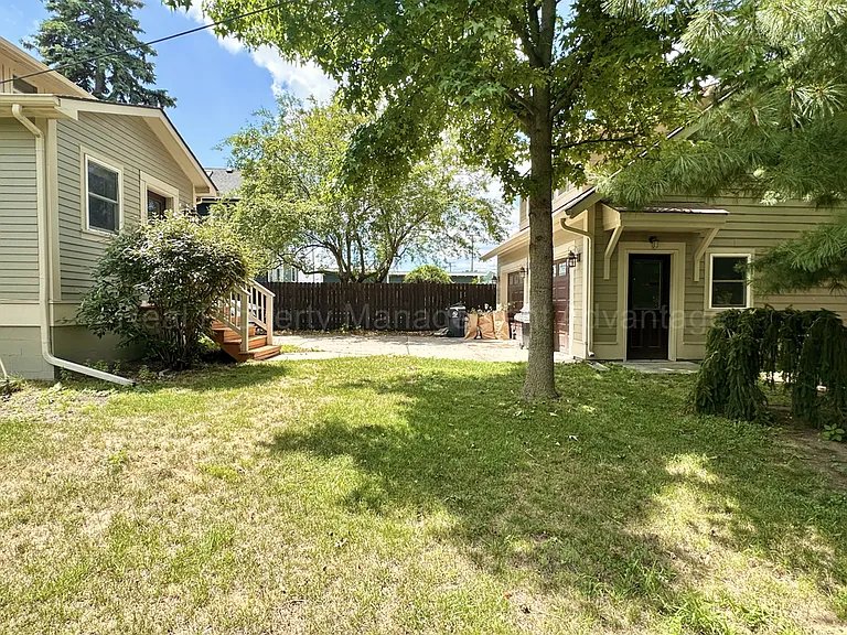 217 Gardenia Ave — Photo 26