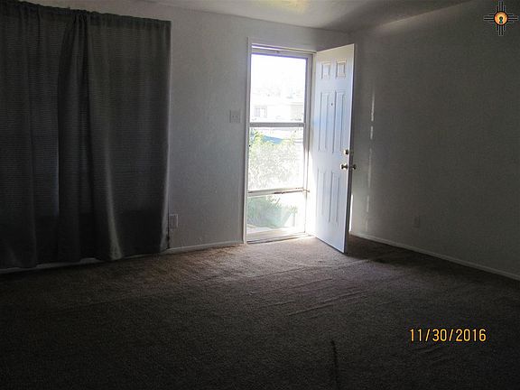 4th image of 1520 N San Andres Dr