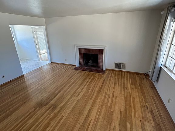 3rd image of 1406 Gannon Dr