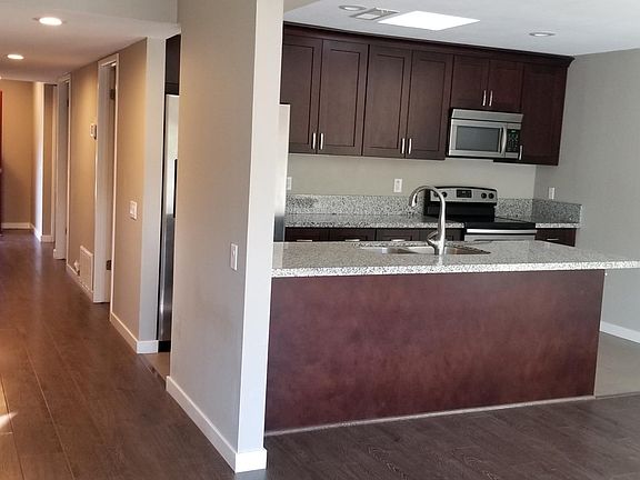 4th image of 4716 River College Dr