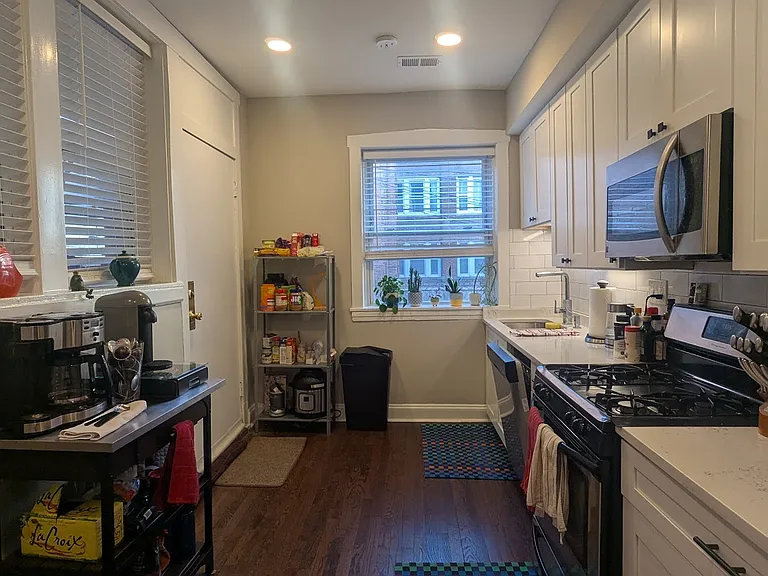 5028 N Winthrop Ave #1W — Photo 10
