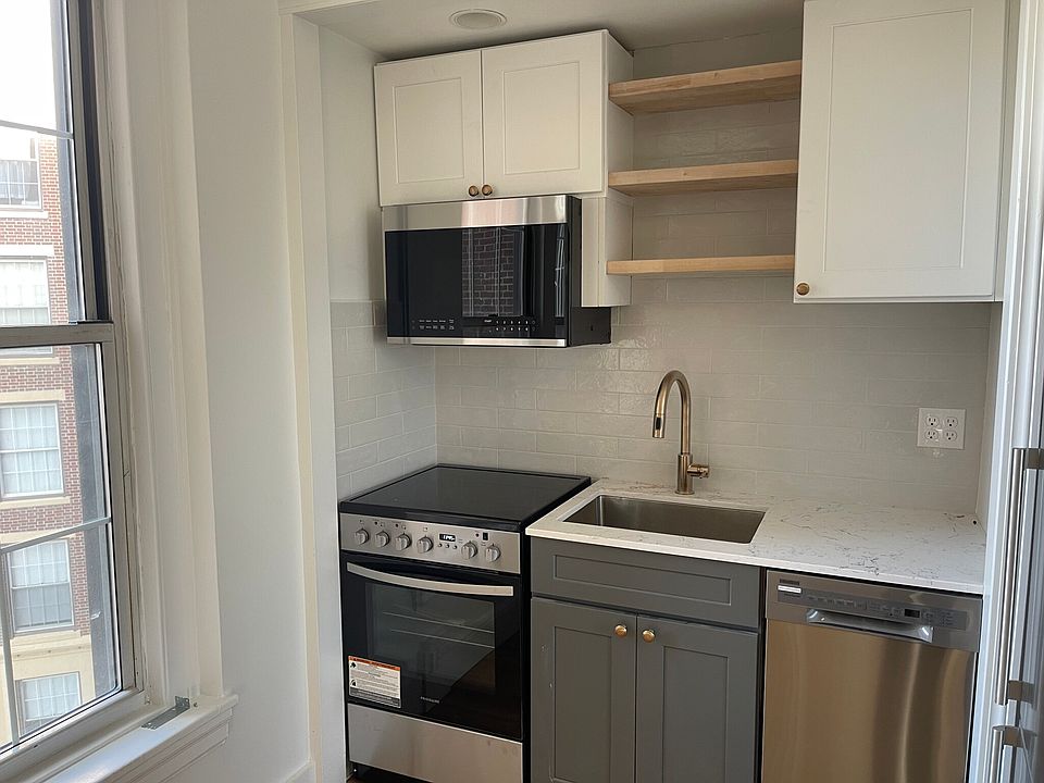 2nd image of 1258 Beacon St #314