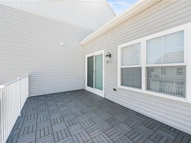 12203 Ashbury Ave — Photo 25
