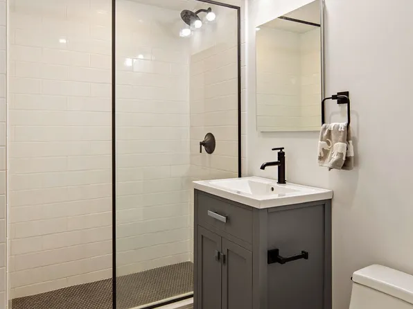 200 East 66th Street image 7 of 14