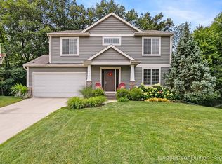 2650 Bridge Place Dr NE, Grand Rapids, MI 49525