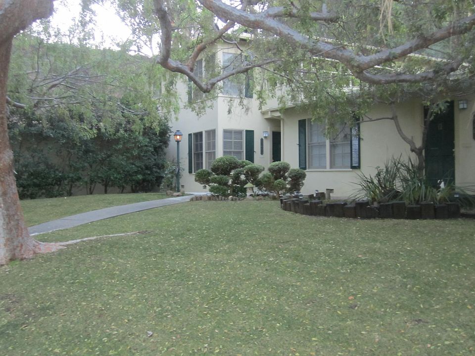 1st image of 11401 Montana Ave #11401