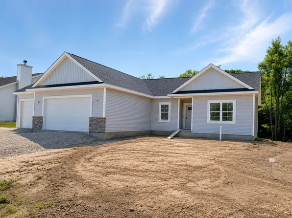 14180 Prairie Commons Ln, South Beloit, IL 61080