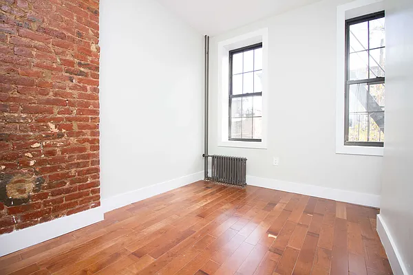 Rented by Nooklyn NYC LLC | media 7