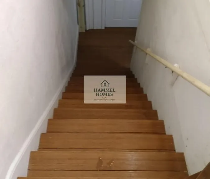 703 W 5th St #3 — Photo 11