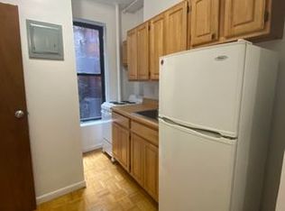 416 W 56th St #11A, New York, NY 10019