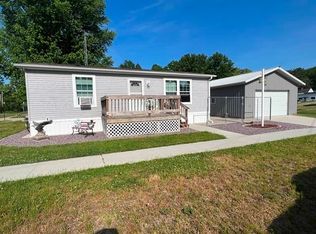109 Madison St, Rock Springs, WI 53961