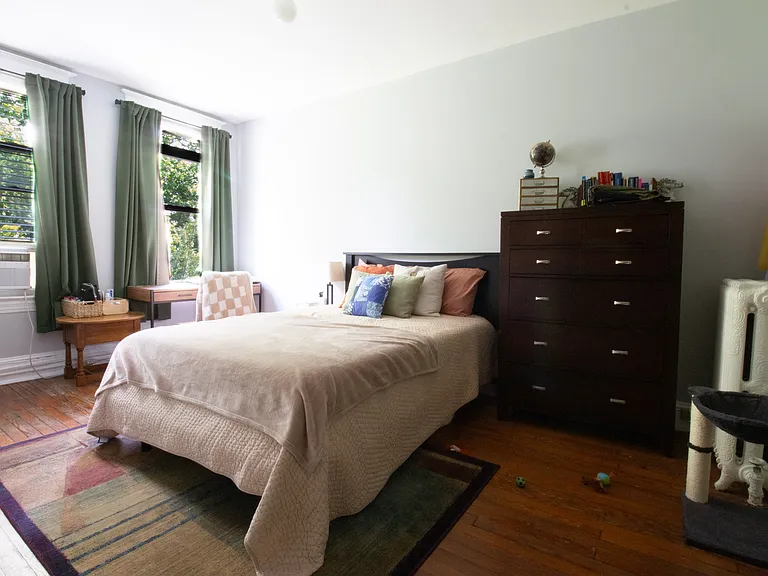 148 Adams St NW — Photo 12