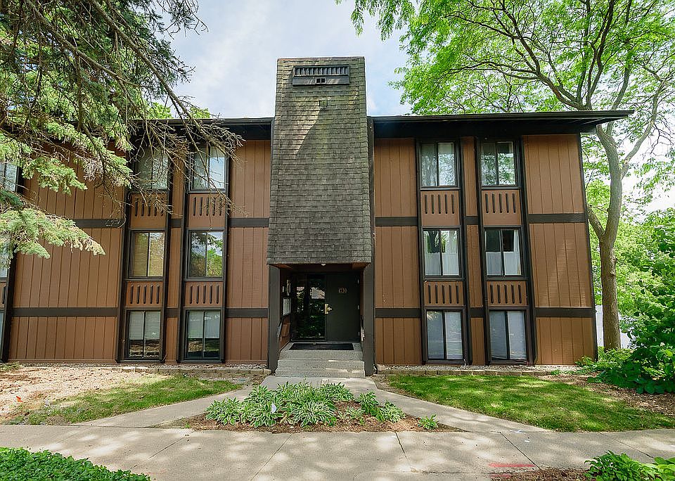 1st image of 1742 S Grove St APT 303