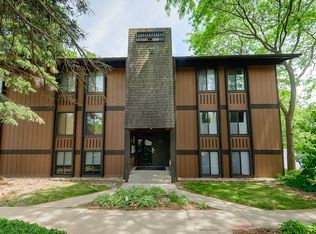 1742 S Grove St APT 303, Ypsilanti, MI 48198