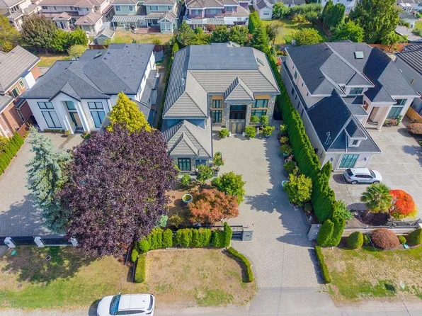8828 Cooper Rd, Richmond, BC V6Y 2M7
