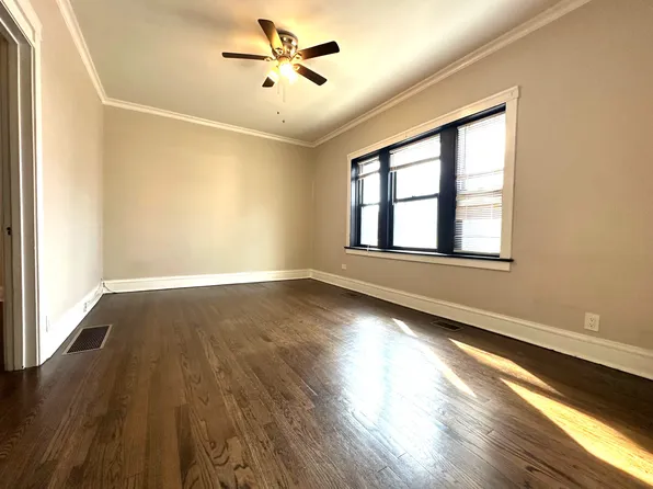 3506 W Grace St #1A, Chicago, IL 60618