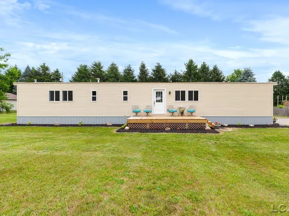 4589 Ogden Hwy, Adrian, MI 49221