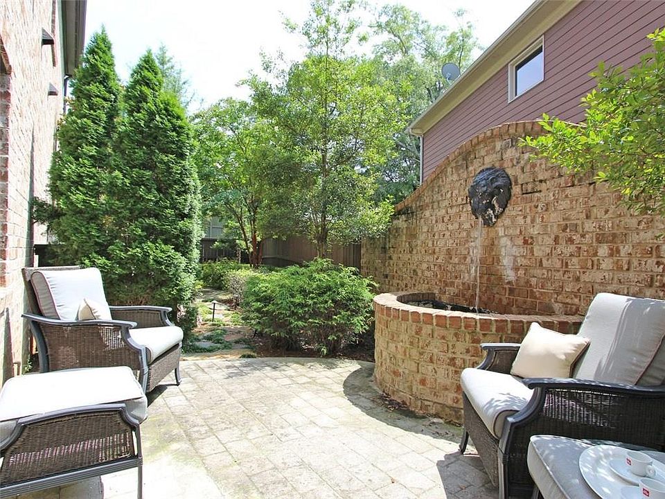 1st image of 618 Concord Lake Cir SE #0
