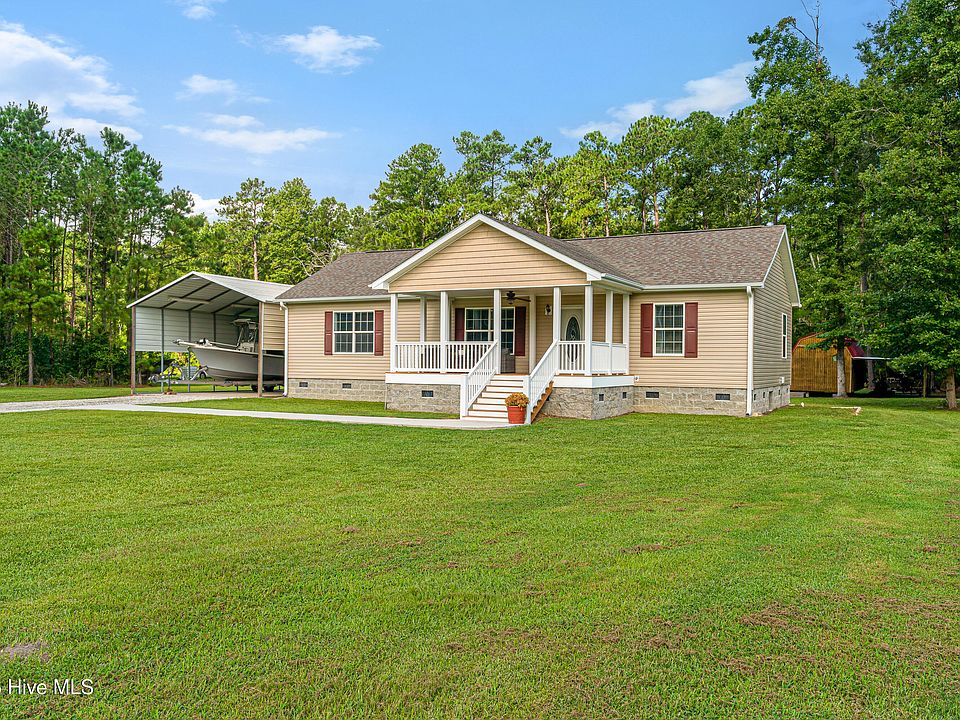 1st image of 165 Godfrey Boulevard