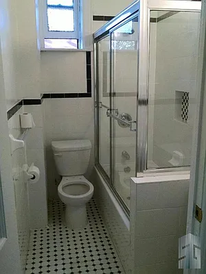 Rented by Skyline Group Real Estate | media 26